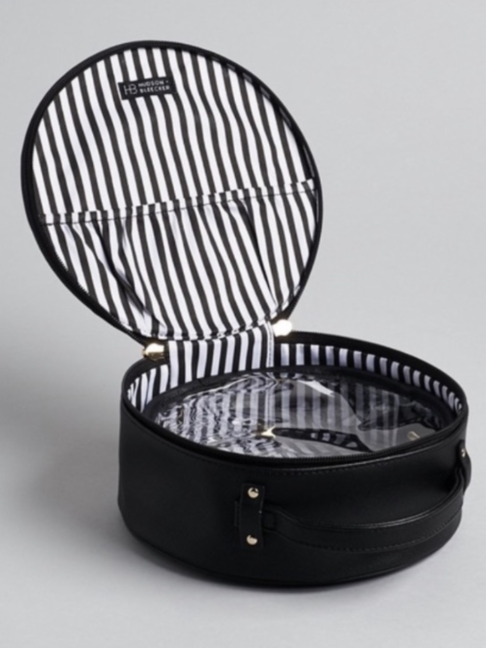 Hudson + Bleecker Preto Nomad Black Round Travel Kit Case